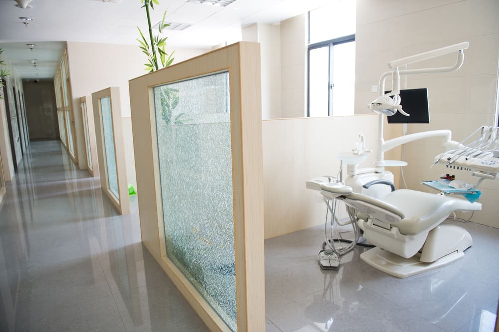 Insurance Companies Can Benefit from Working with a Dental Consultant